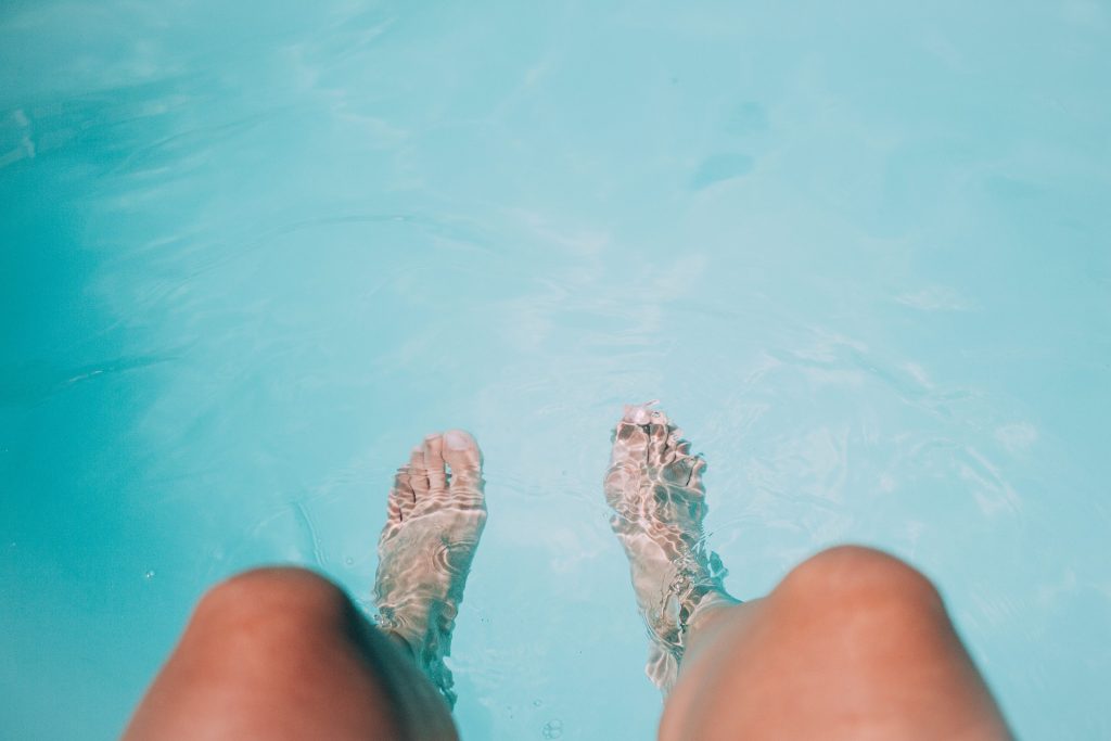 feet pool